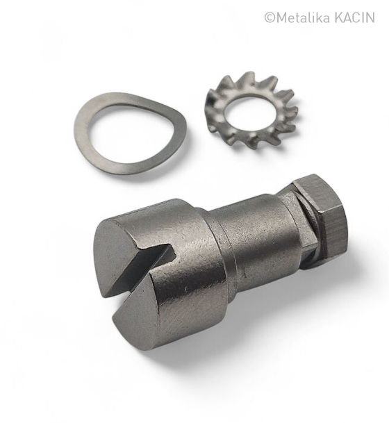 PRIKLJUČEK z zarezo 1,5mm INOX